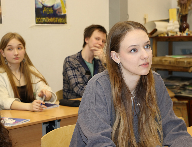 Любите и цените счастье! Оно рождается в семье.