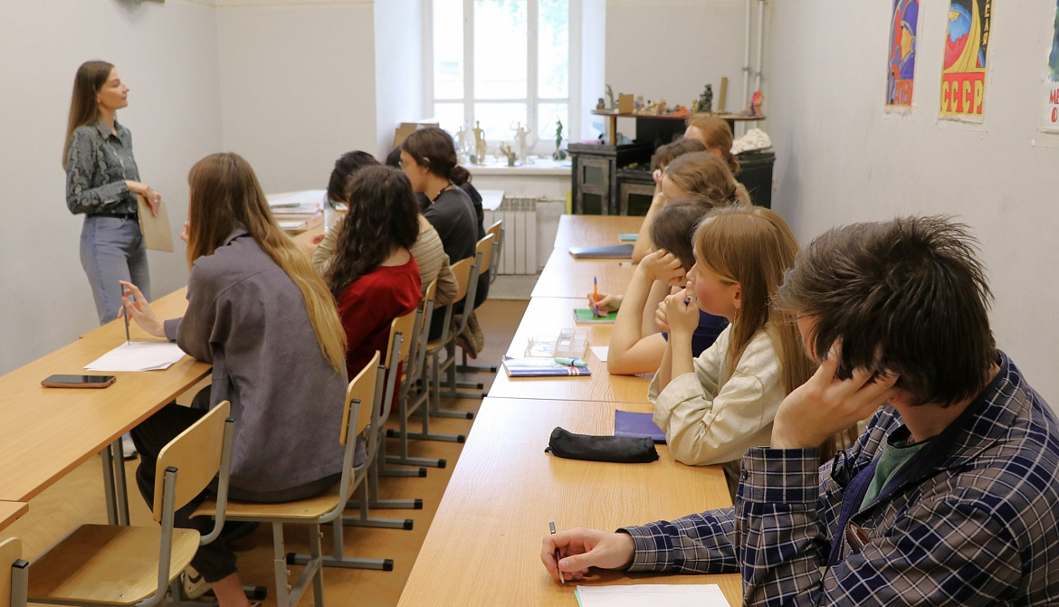 Любите и цените счастье! Оно рождается в семье.