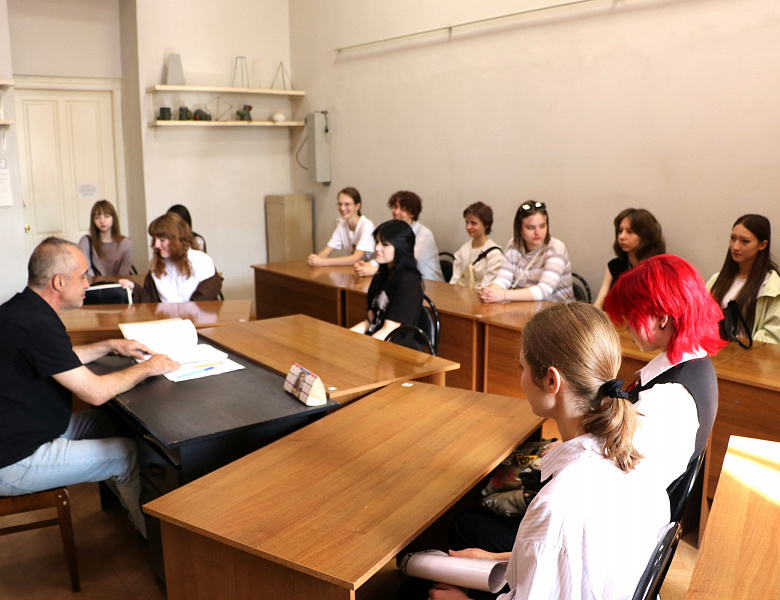 День знаний в СХУ