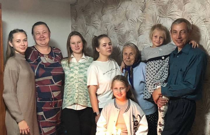 Настоящей любви хватит на всех: правила многодетных семей