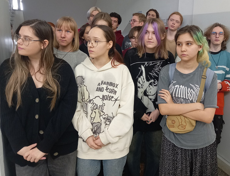 Сеанс каллиграфического письма