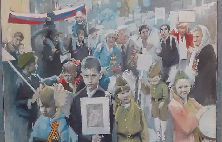 Выставка «Перед памятью время бессильно» ко Дню Победы