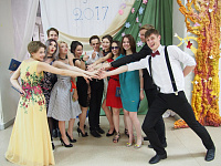 В училище 3