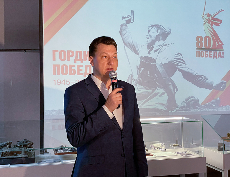 Выставка «Великая Отечественная война 1941-1945 гг.  в исторической миниатюре»