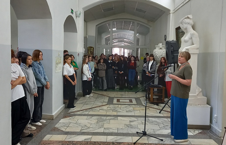 Выставка театральных афиш «Театральное Приволжье»
