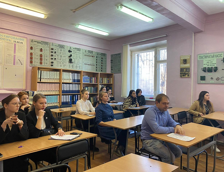 Областная конференция для студентов и преподавателей ПОО Саратовской области, посвященная 140-летию А. Н. Толстого  «Писатель большого, ценного и веселого таланта» (М. Горький)