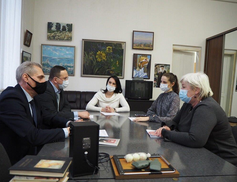 В Саратовском художественном училище имени А.П. Боголюбова проведен правовой лекторий по антитеррору