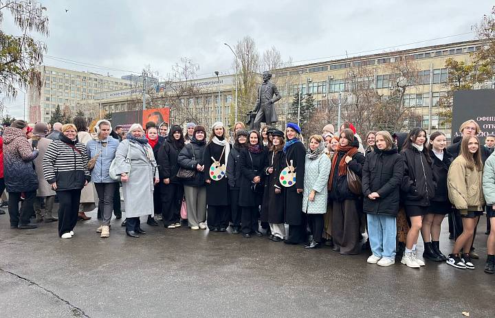 В Сердце Саратова: Торжественное Открытие Памятника Алексею Петровичу Боголюбову