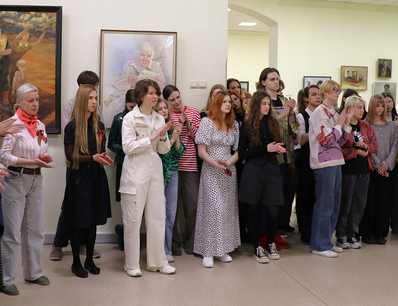 Выставка «Перед памятью время бессильно»