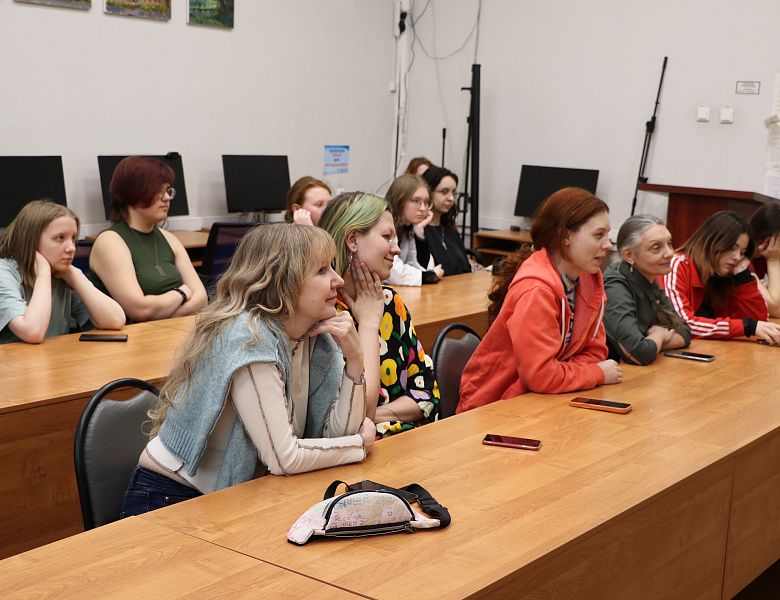 Пластика и ритмы в анималистке на примере этюда лошади в движении