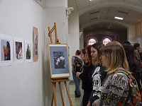 В училище 16