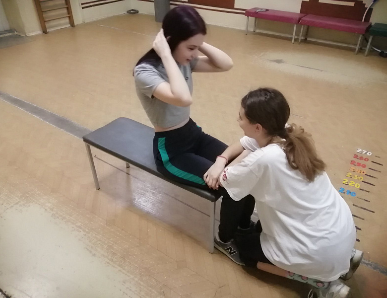 Соревнования по ОФП внутри учебных групп ко Дню призывника