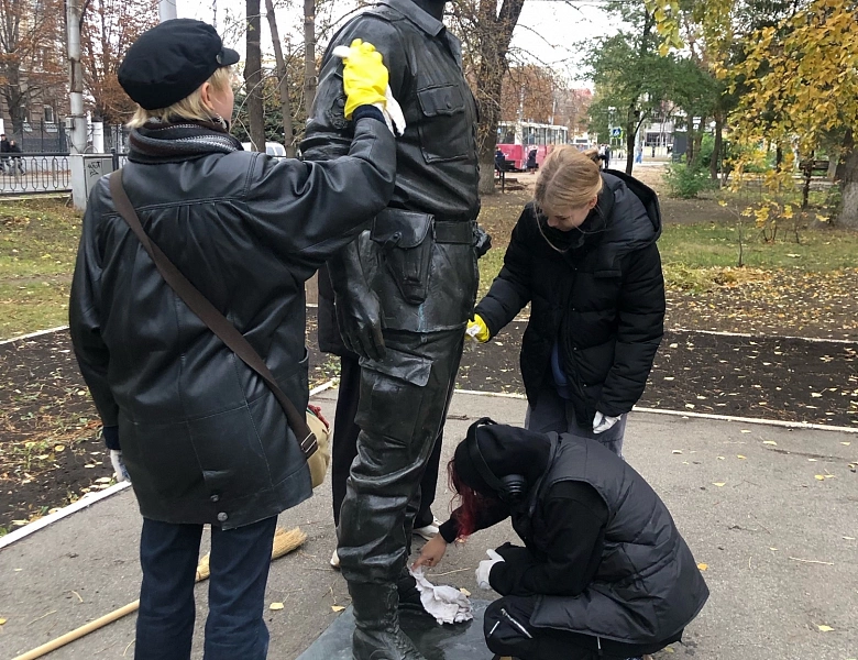 Памятник Генералу Анатолию Романову