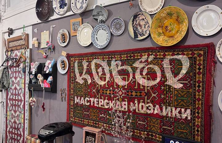 Посещение выставки в «Гостях у сказки»