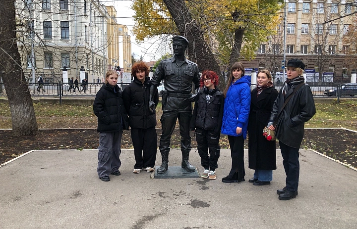Памятник Генералу Анатолию Романову
